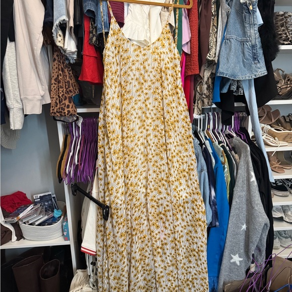 Olivaceous White Dress with Yellow Floral Pattern - Picture 2 of 2